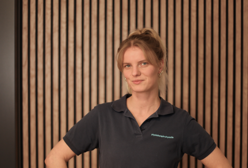 Greta-Physiotherapie-Physiolife-Leipzig-scaled Greta-Physiotherapie-Physiolife-Leipzig-scaled